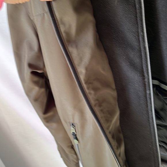 Ski coat ,winter coat - Picture 9 of 10